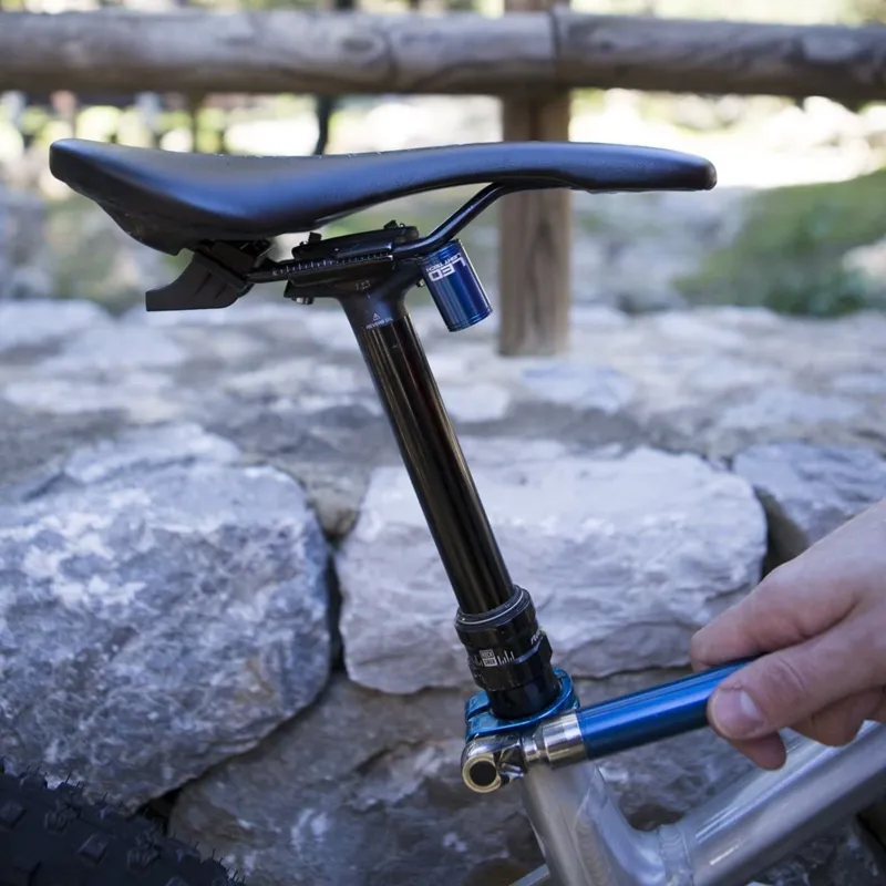 JCOOL Super Tech Ratchet and LED Tool Blue-2